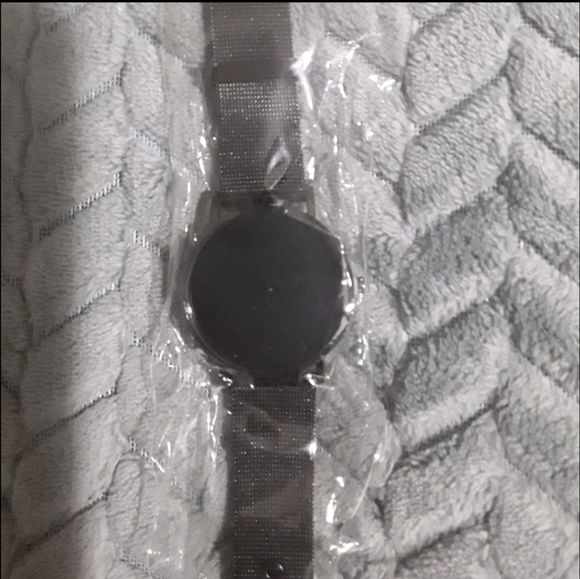 Mens Black Out All Black Quartz Watch NIP NEW BATT - Picture 4 of 5